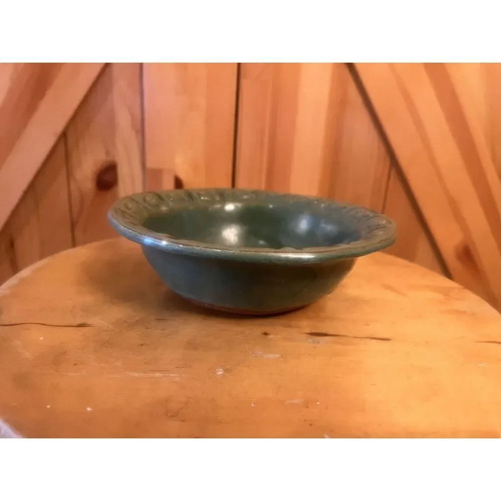 Pottery  Bowl  Unique Fish Trim glaze. Signed BK 98 7” (6092)